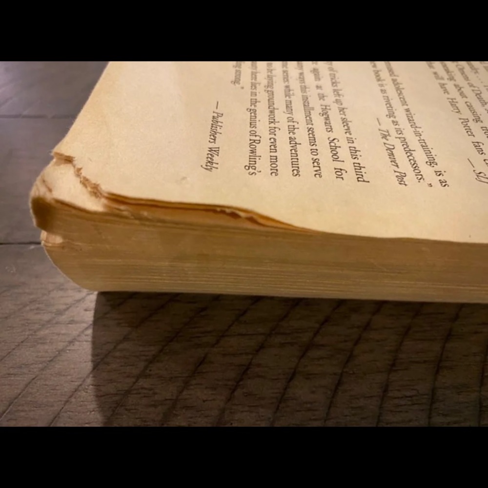 Harry Potter Book - Picture 6 of 9